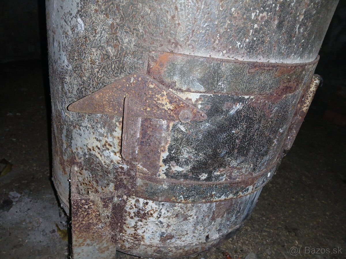 Pec zo starej nádrže - 11