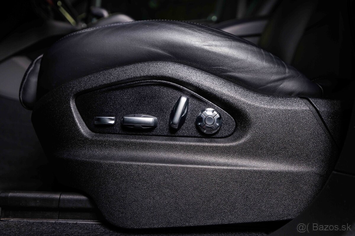 Porsche Cayenne 3.0 4X4 - 11