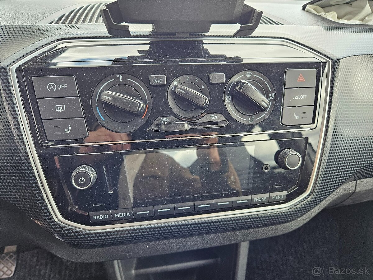 Volkswagen Up Basis 1.0 - 11