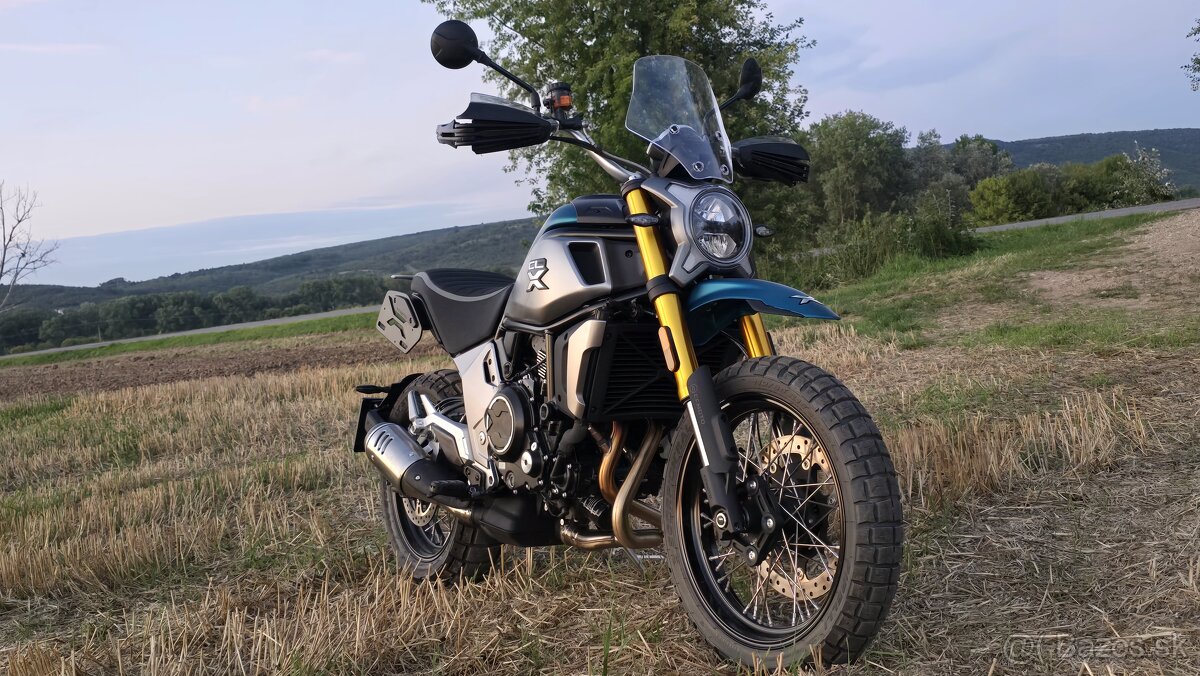 700 CL-X Adventure CFMOTO za 5599 eur - 11