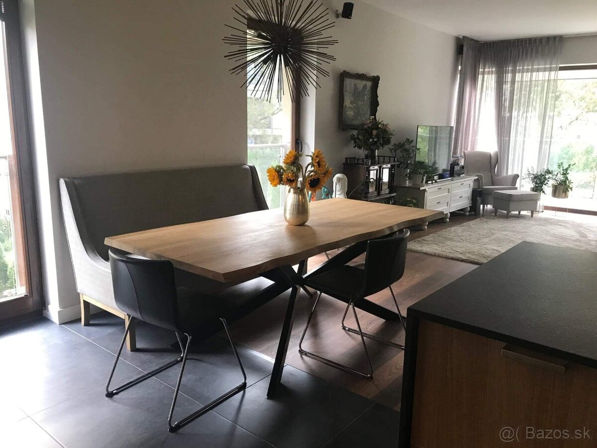 Jedálenský dubový stôl - 11