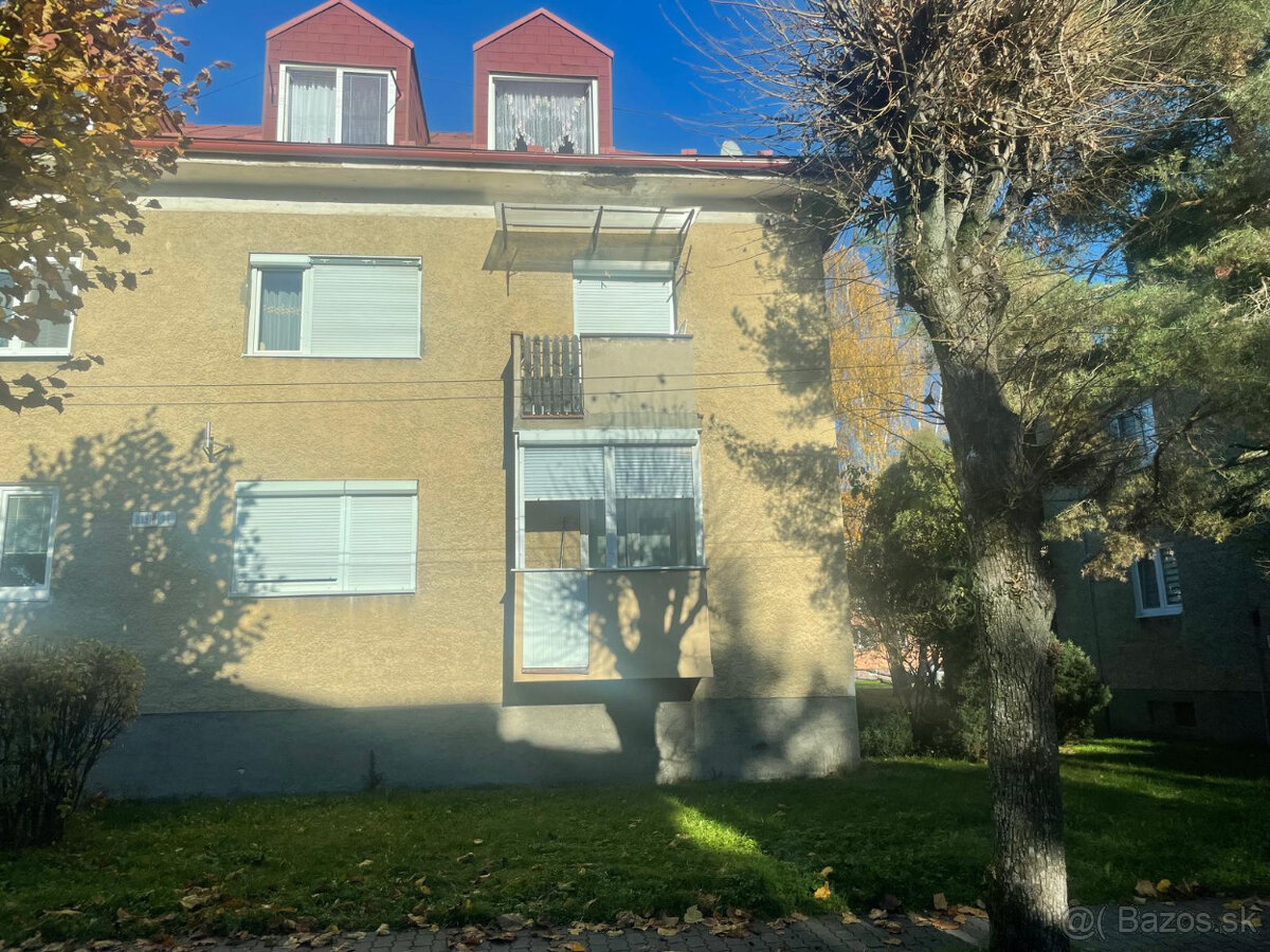 Prenájom 2-izbový byt Kysucké Nové Mesto - centrum ul.Lipová - 11