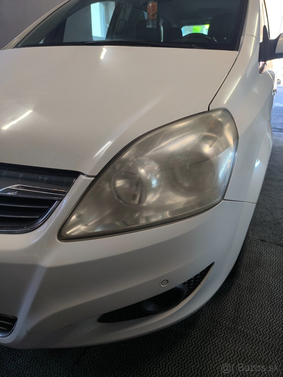 Leštenie / renovácia svetiel s aplikovaním PPF fólie - 11