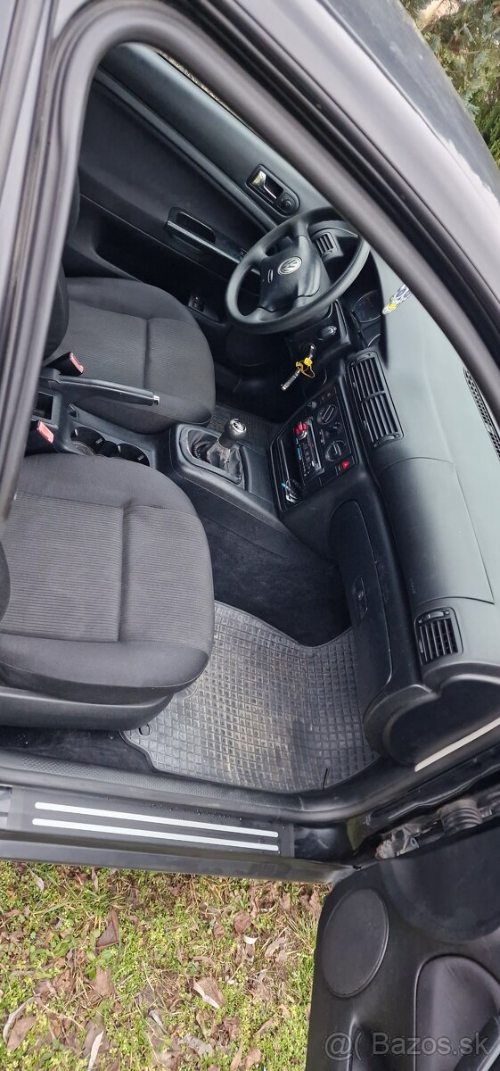 Predám PASSAT B5.5 1.6i 75kw - 11