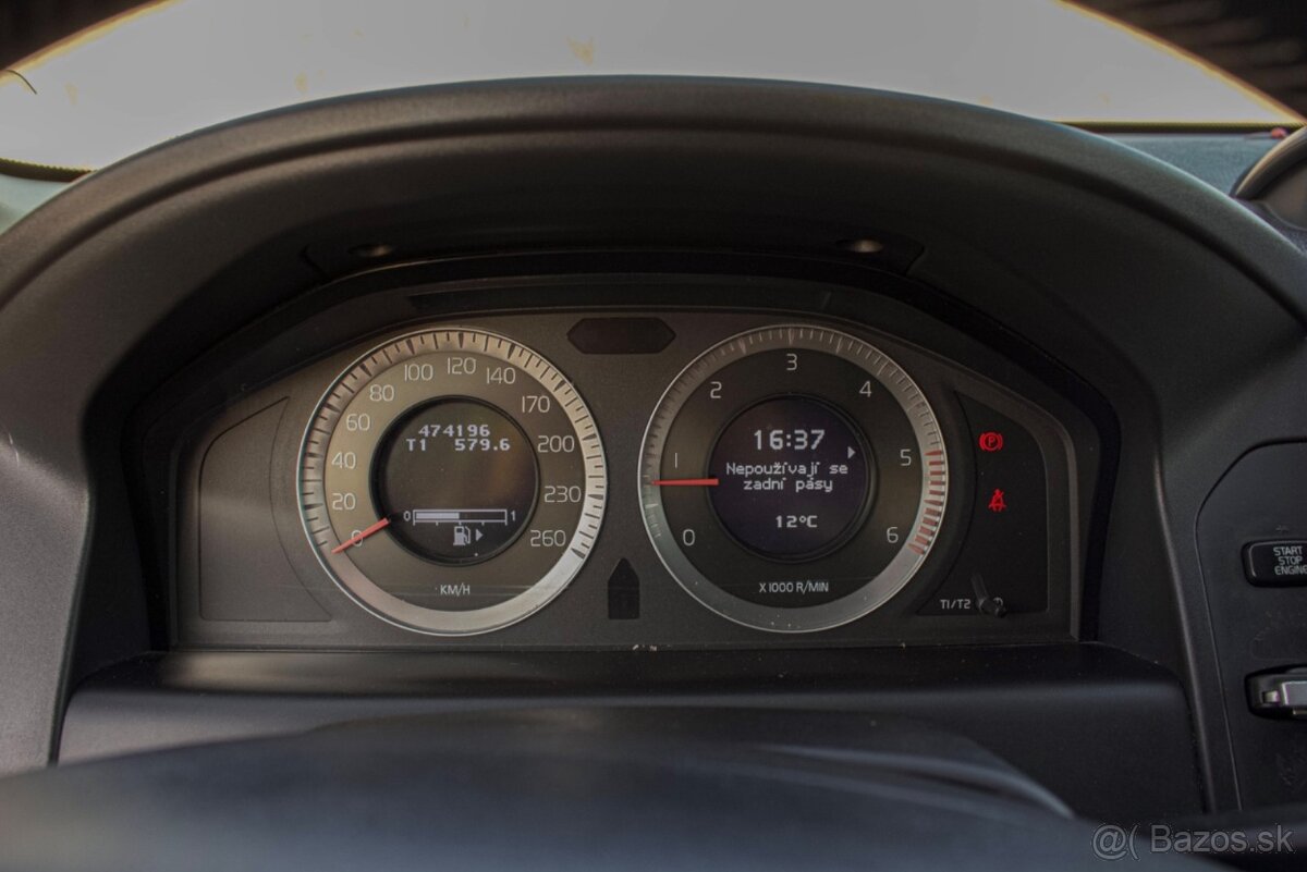 Volvo XC60 D5 (151kW) AWD Kinetic - 11