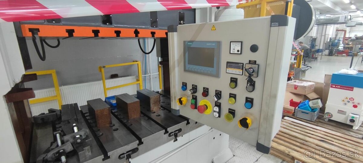 Klikový lis PRESSMONT LKT 250D (7827) - 11