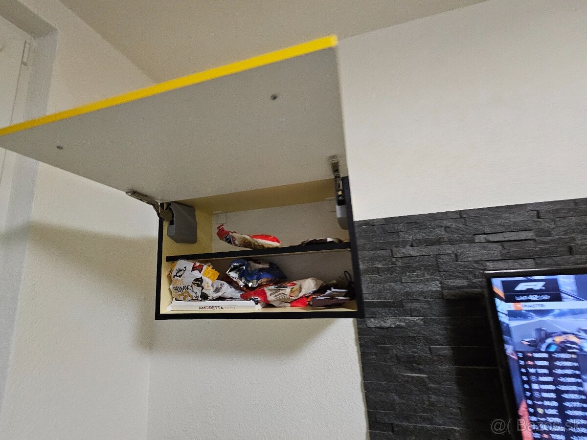 Predám na mieru robenú obývaciu stenu - 11