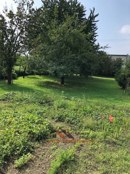 Rožňava - Rodinný dom a pozemok - 11