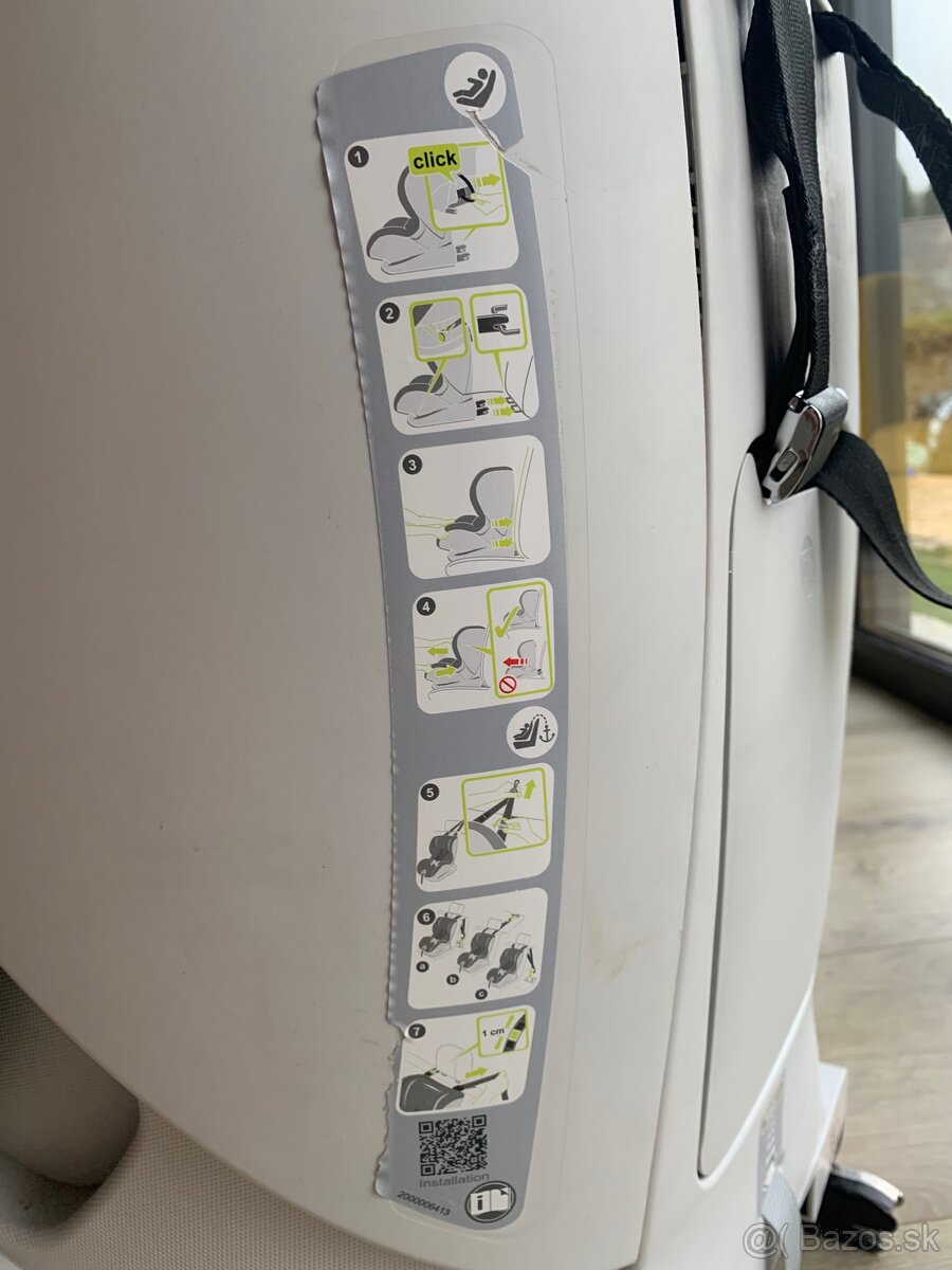 Britax Römer Trifix 9-18kg strom grey - 11