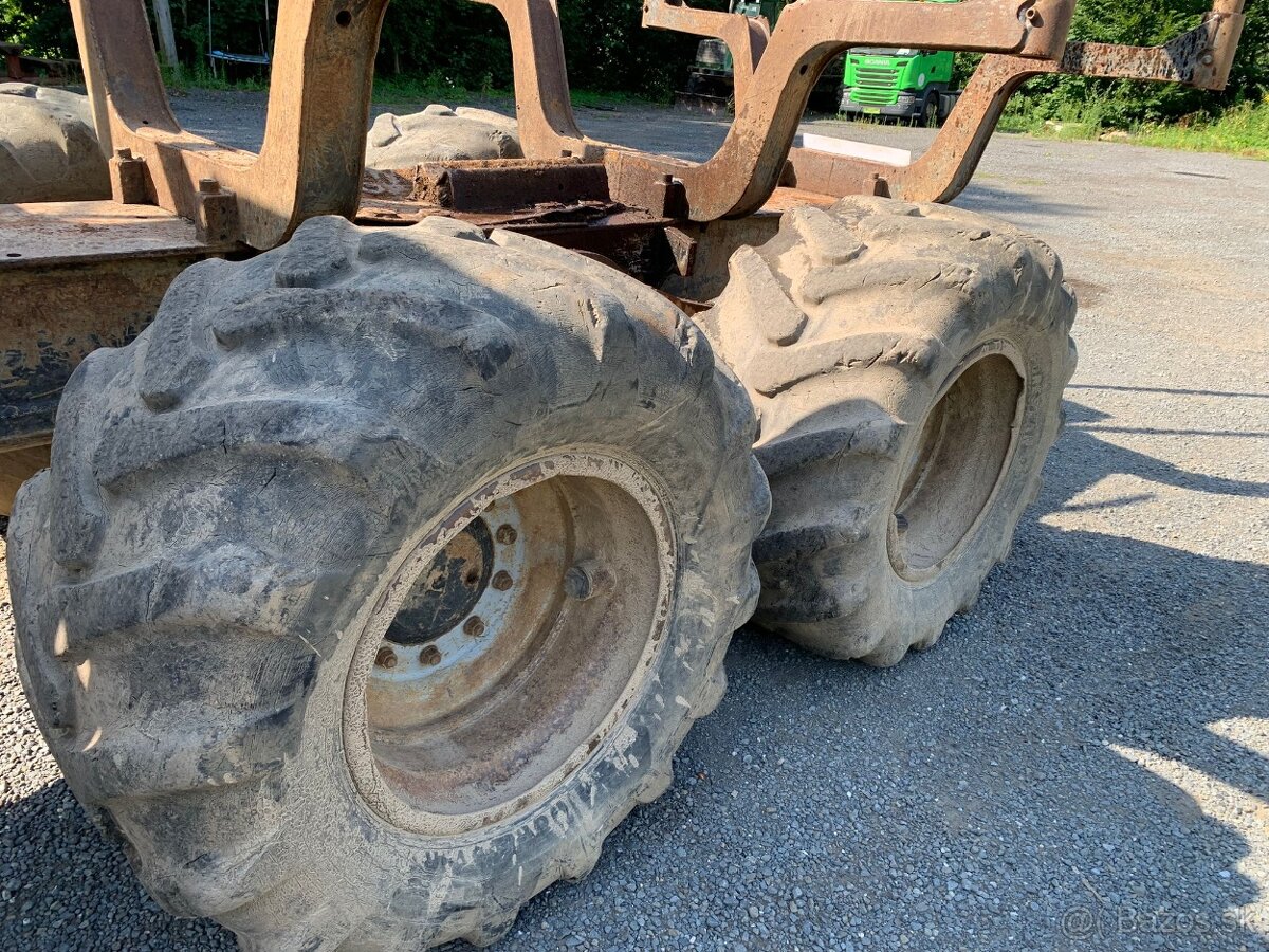 Vyvážečka VALMET 840.3 - 11