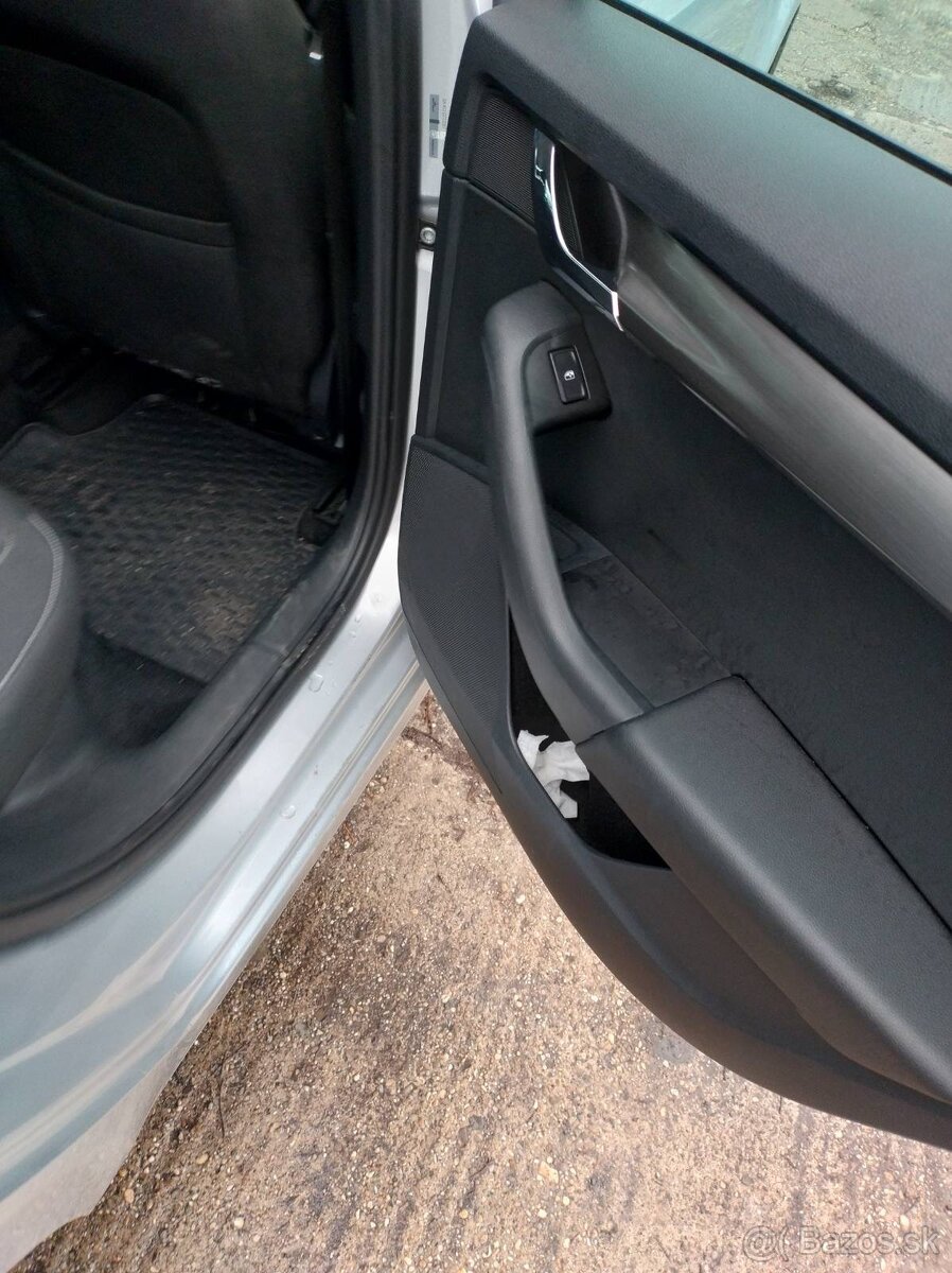 Škoda Octavia 1.6tdi DSG 7 Combi 2018r.v. - 11