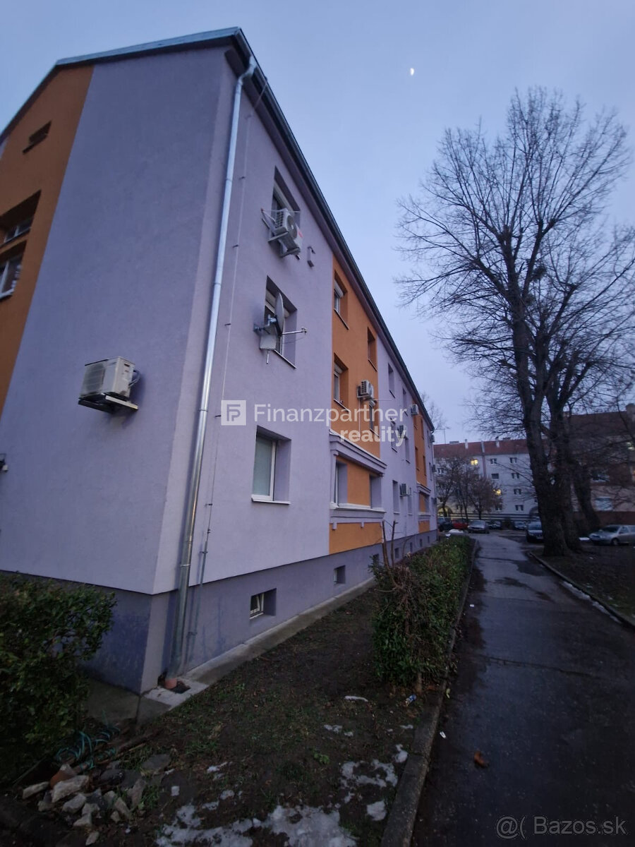 ( F001-112-GEKAa ) 2-izbový byt– Komárno - 11