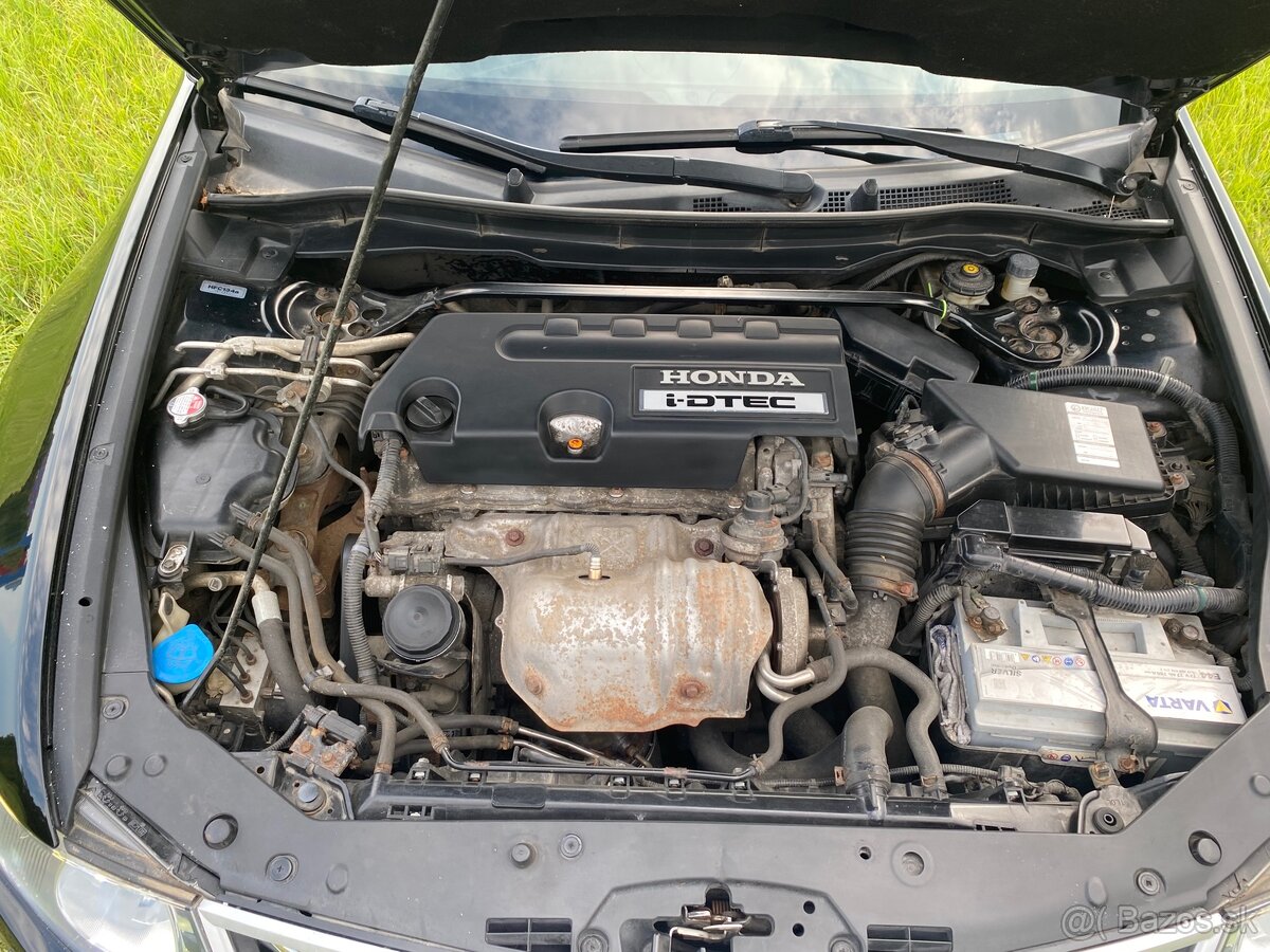 Predám Honda 2,2diesel Accord tourer 2010 - 11