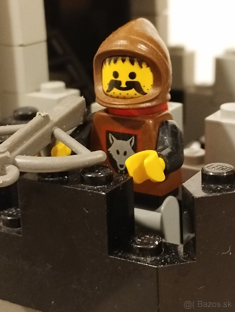 LEGO Castle 6075-1 Wolfpack Tower - 11