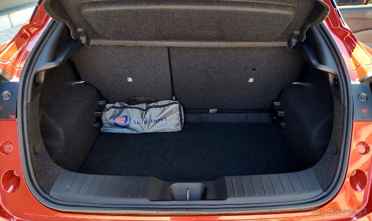 Nissan Juke 1.0 DIG-T N-CONNECTA 7DCT - 11