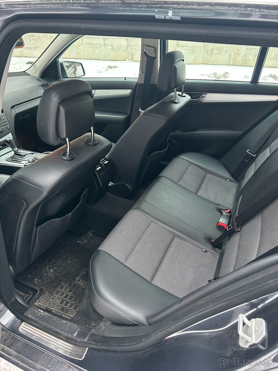 Mercedes-Benz C350 CDI 4-MATIC - 11