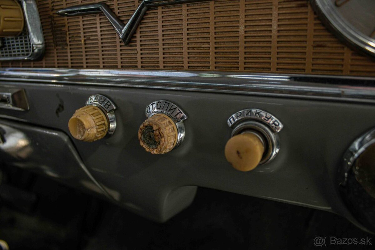 Čajka GAZ M13 - 11