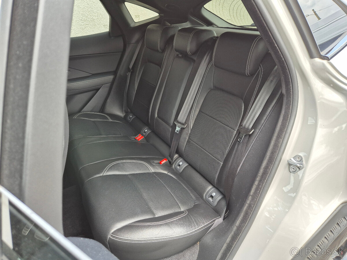 Jaguar E-Pace 2,0Ti P250 184Kw R-Dynamic Led 499.999Kč - 11