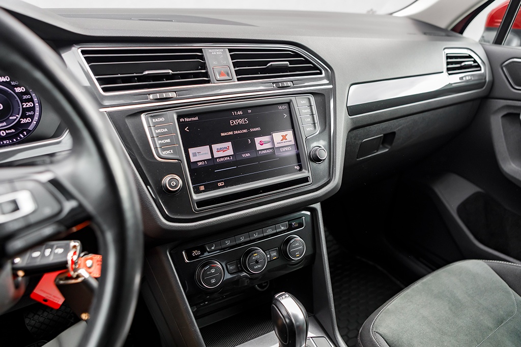 Volkswagen Tiguan Highline 2.0TSI 132kW DSG7 4Motion 08/2016 - 11