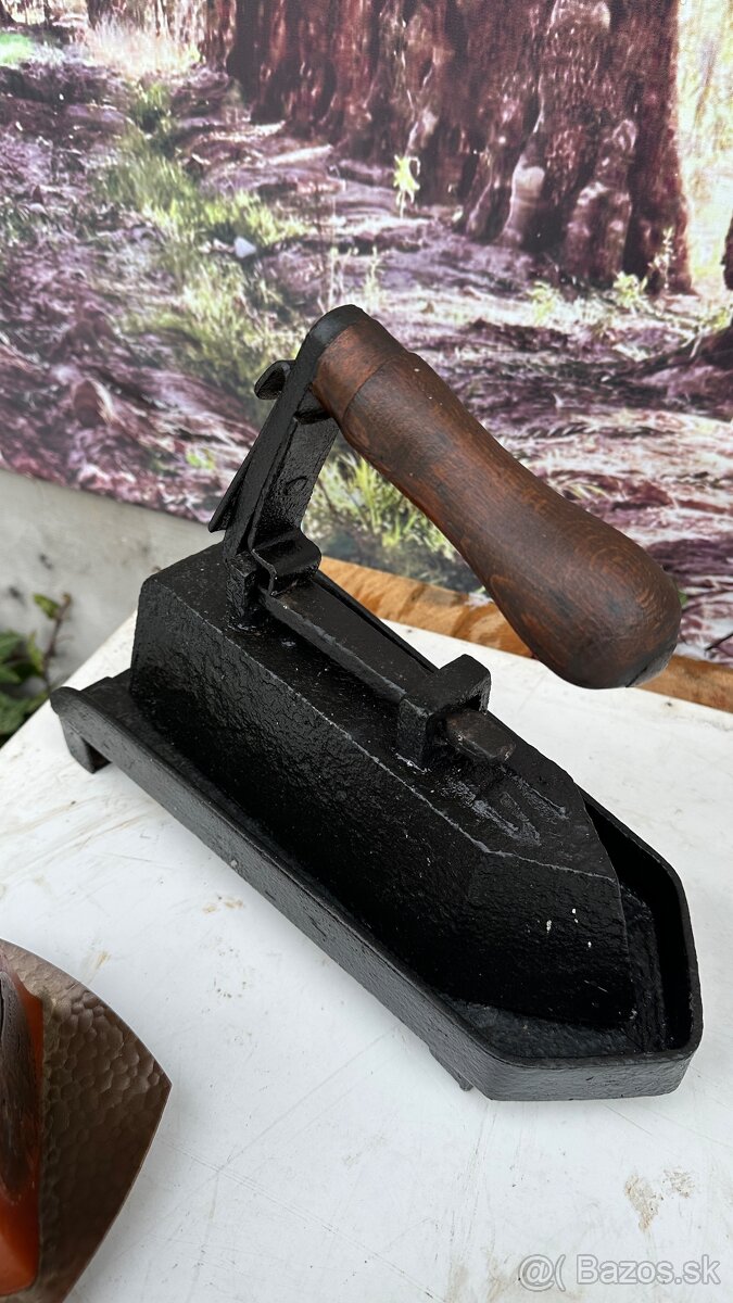 poľné fľaše, lopatky a iné - 11