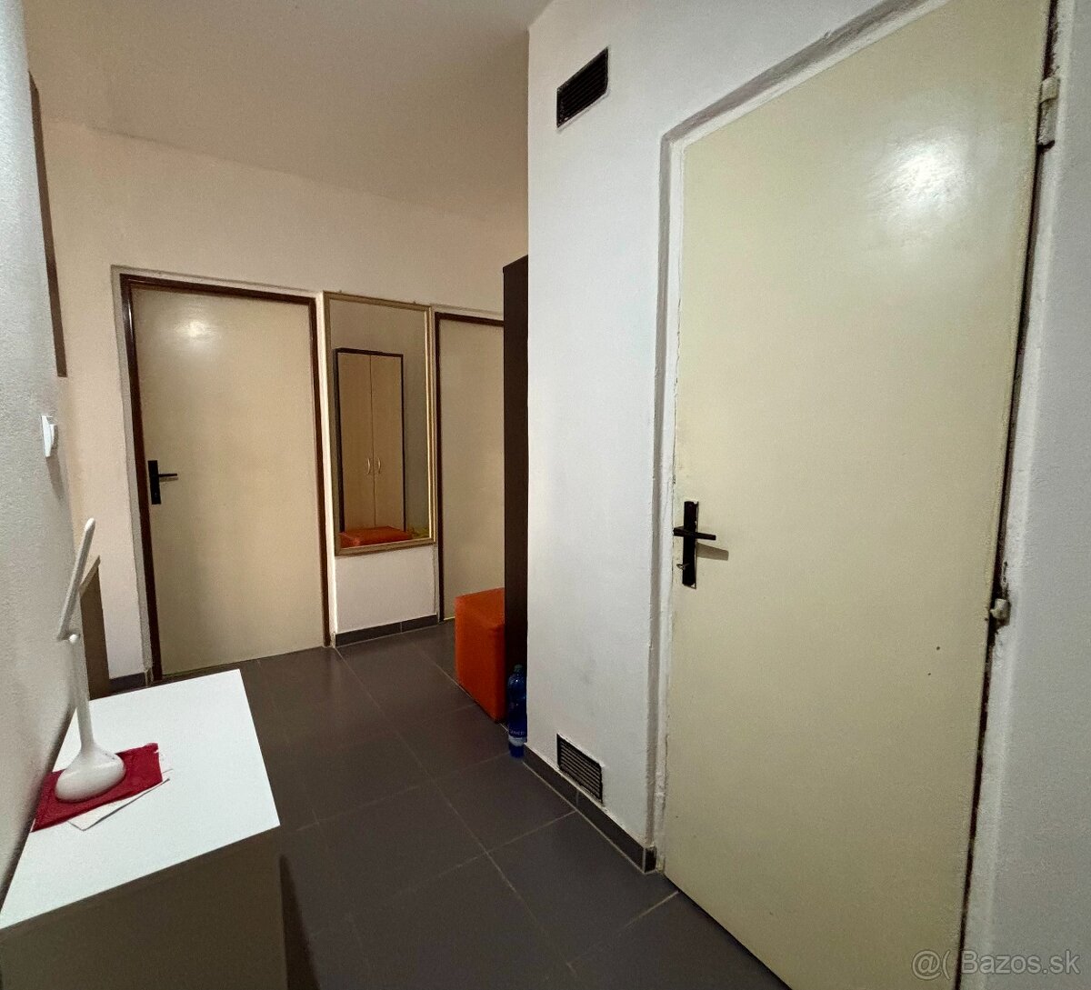 Znížená cena - Trojizbový byt v centre mesta Tornaľa - 11