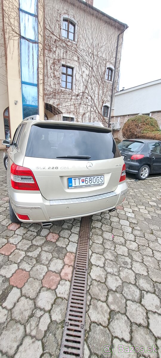 Mercedes -Benz 220 GLK - 11