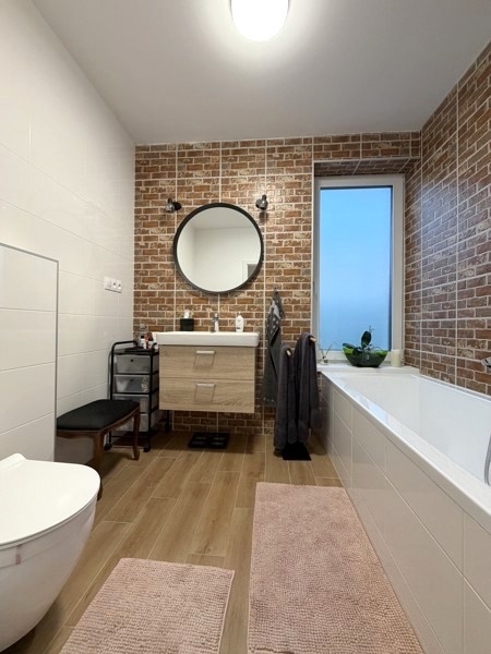 Krásna novostavba 4 izbový rodinný dom 131 m2, pozemok 605m2 - 11