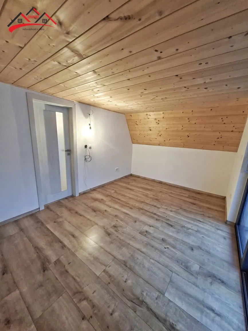 A-Frame rodinný dom / chata vo Vyšehradnom - 11