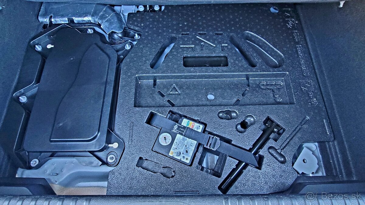 Renault Clio E- tech Hybrid 1,6i-67kw +35kw elektromotor - 11