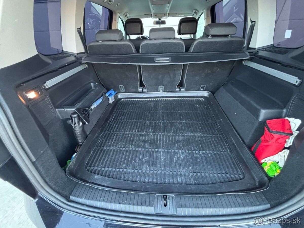 Volkswagen Touran 2.0 TDI - 11