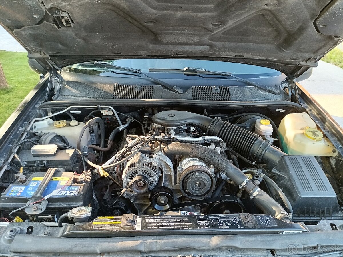 Predám Jeep Grand Cherokee ZJ 5,9 - 11