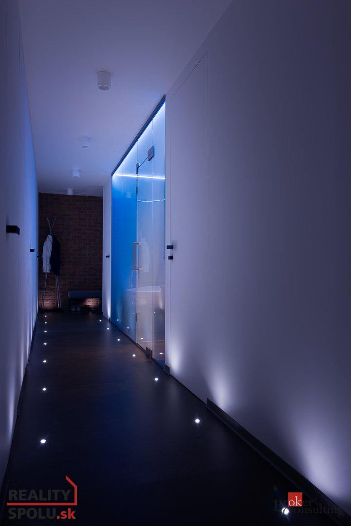 Zažite výnimočné bývanie vo výške – dizajnový 4-izbový byt n - 11