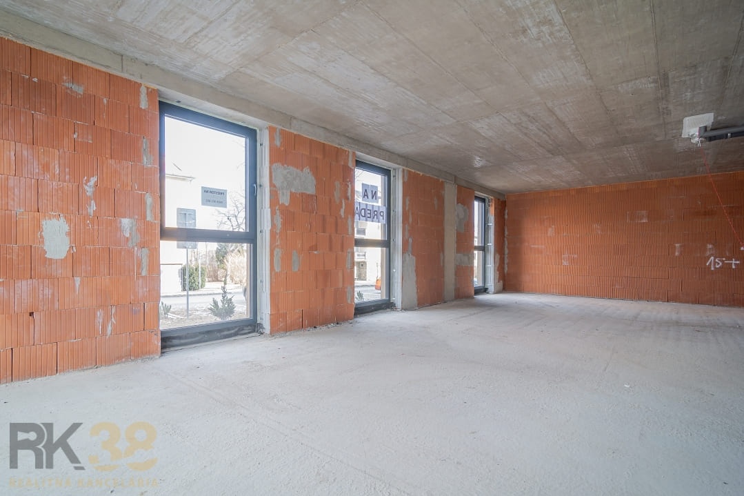 Na predaj: Obchodný/administratívny priestor vo V.Tatrách - 11