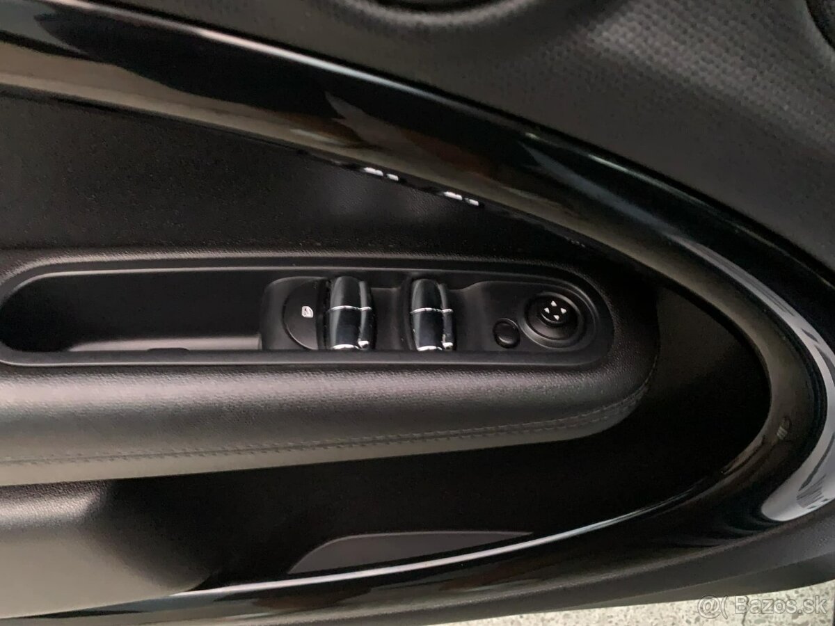 Mini Countryman 1.6D - 11