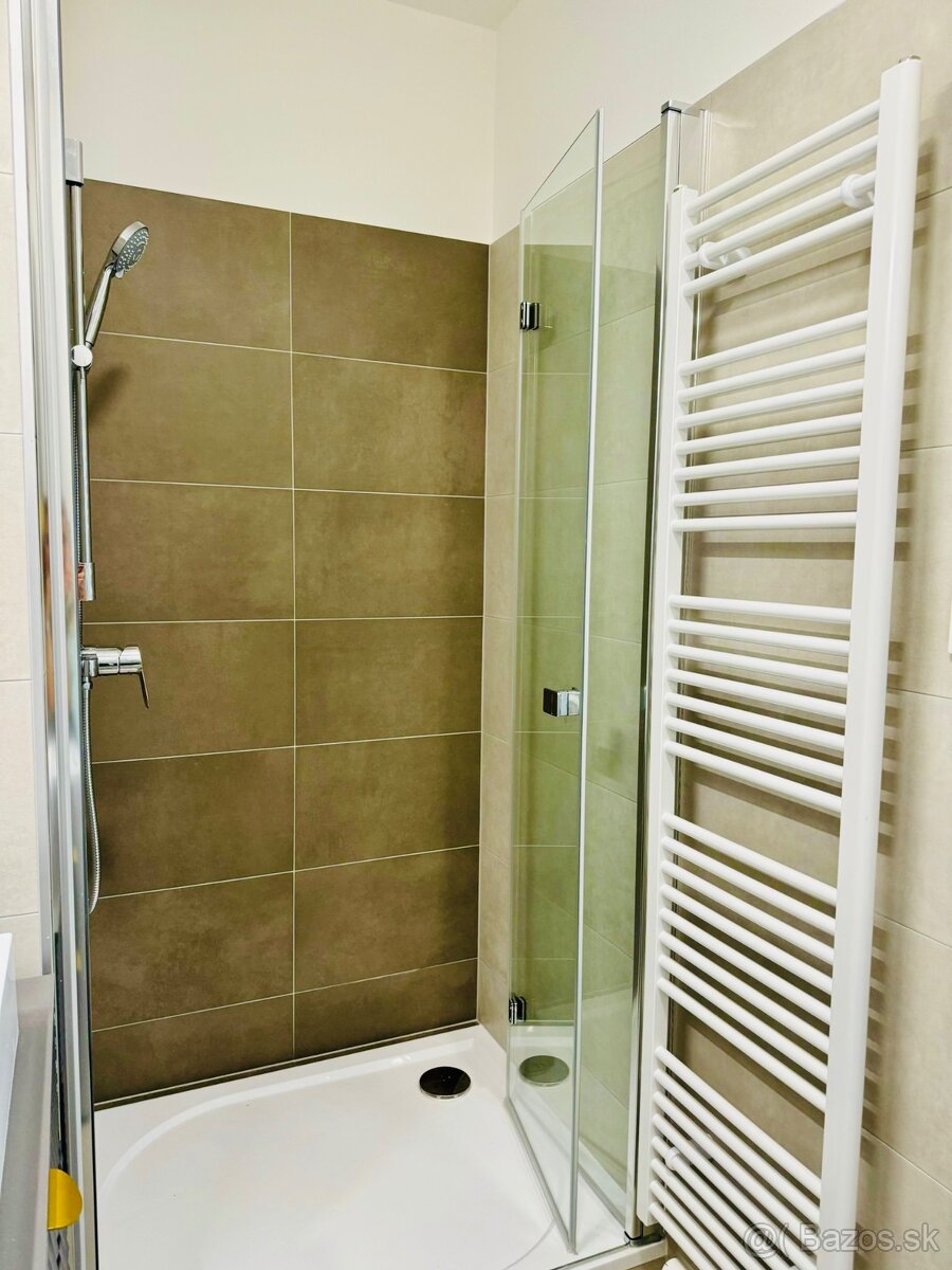 2-izbový elegantne zariadený byt v novostavbe na prenájom - 11