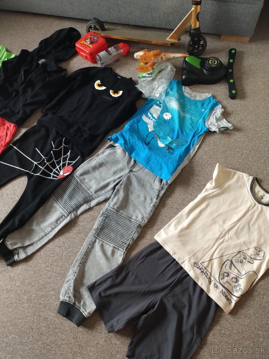 Mega chlapcensky balik, velk od 122 - 134 - 11