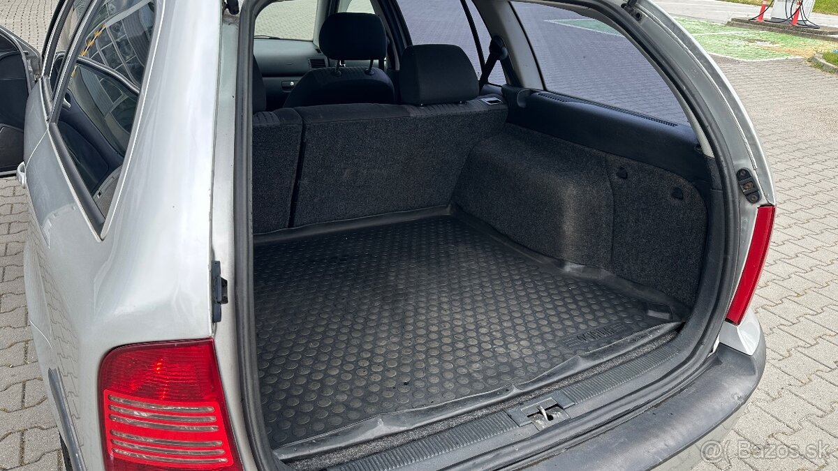 Škoda Octavia Combi 1.9 tdi + Tažné - 11