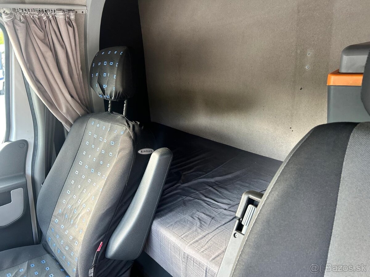 Renault Master III, Twincab 8 paleta - 11