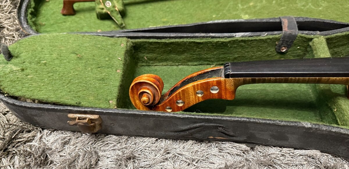 Predám dve husle 4/4 a 3/4 - 11