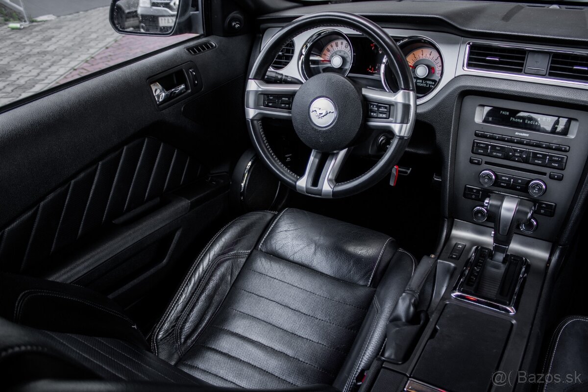 Ford Mustang 4.0L V6 - 11