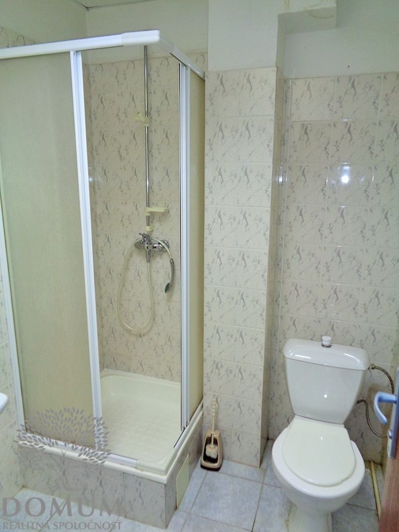 Prenájom rekreačno – športového zariadenia, Hrubá Strana - 11