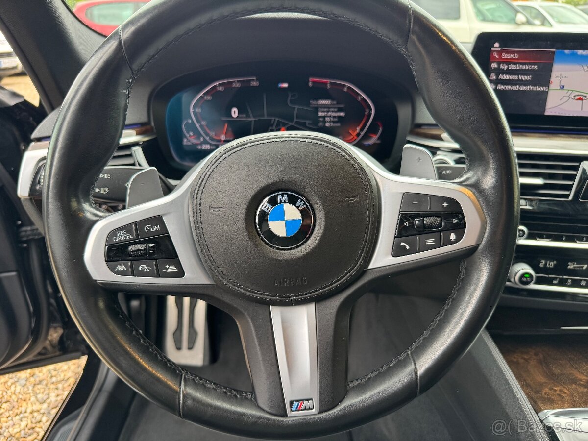 BMW Rad 5 530d xDrive A/T - 11