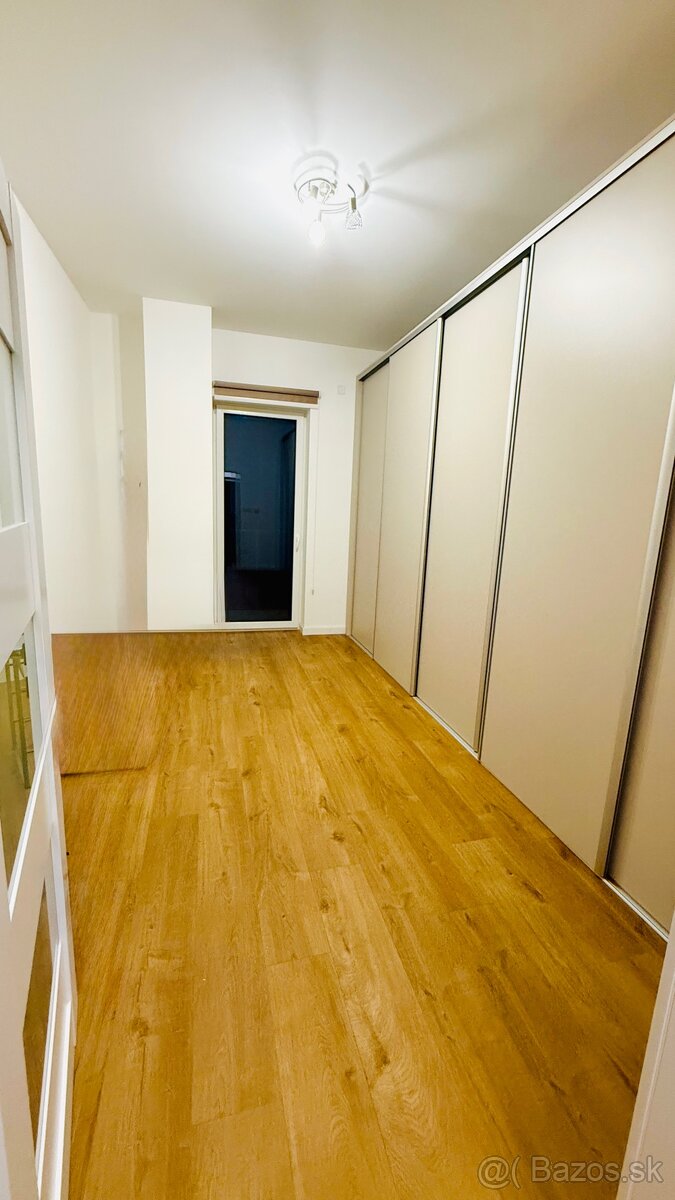 Prenájom 3-izbového bytu (100 m²) - 11