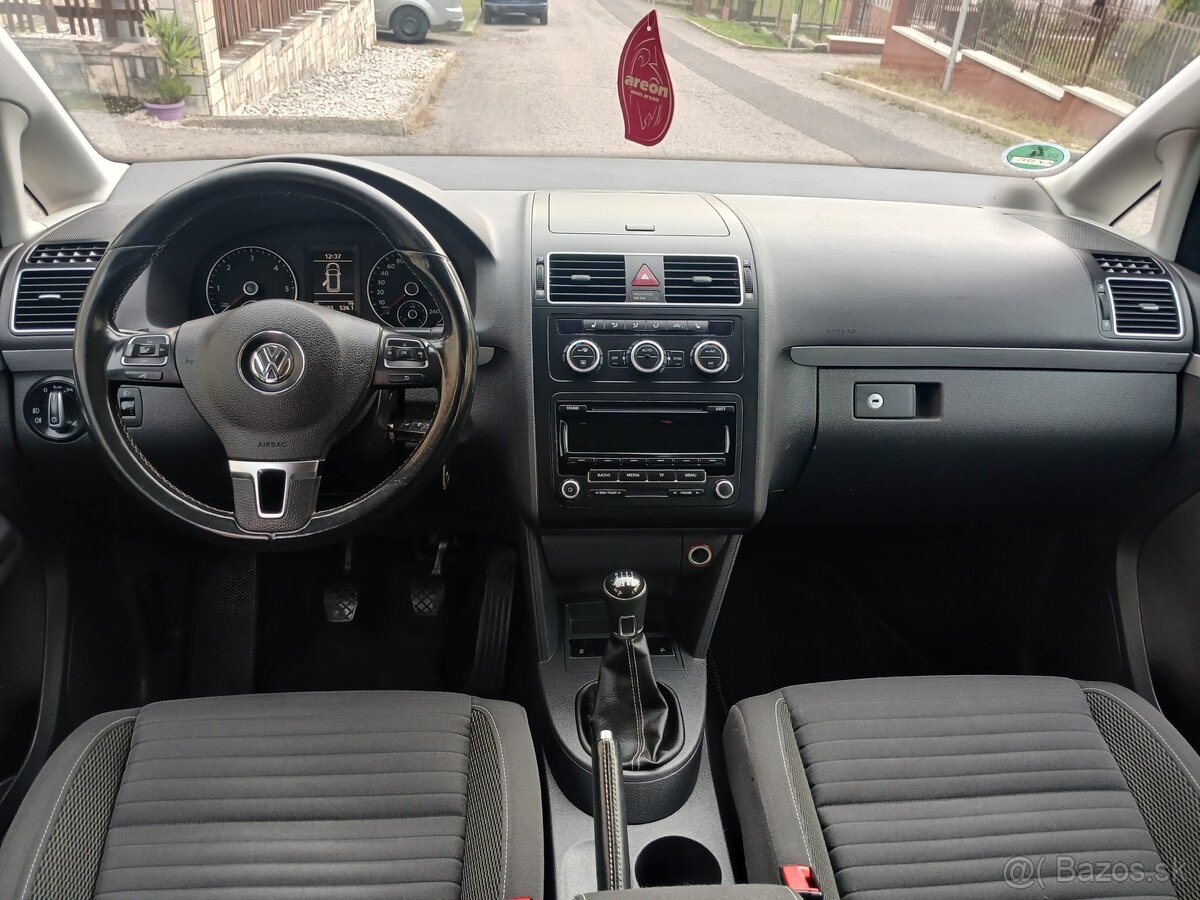 VW TOURAN 2.0TDi 103kw r. 2014 - 11