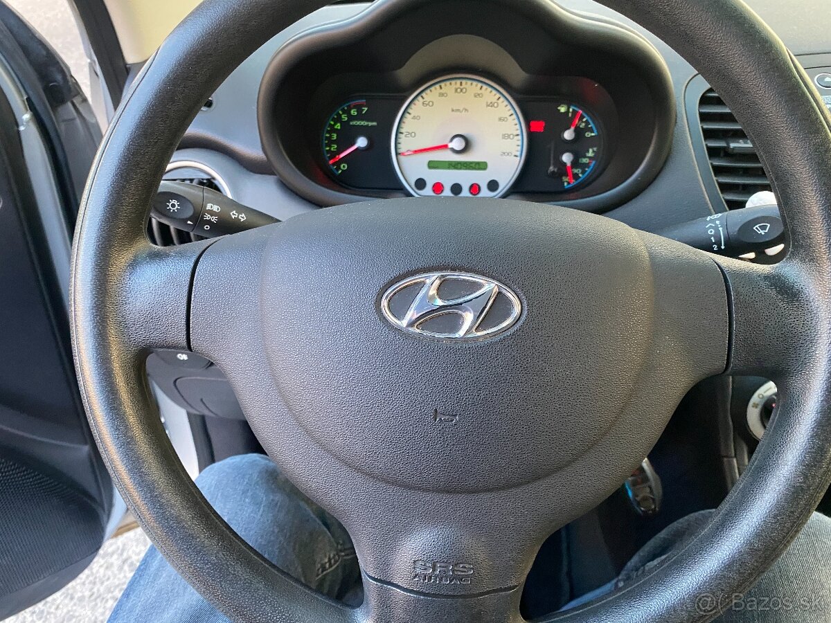 Hyundai i10 1.1i Style - 11