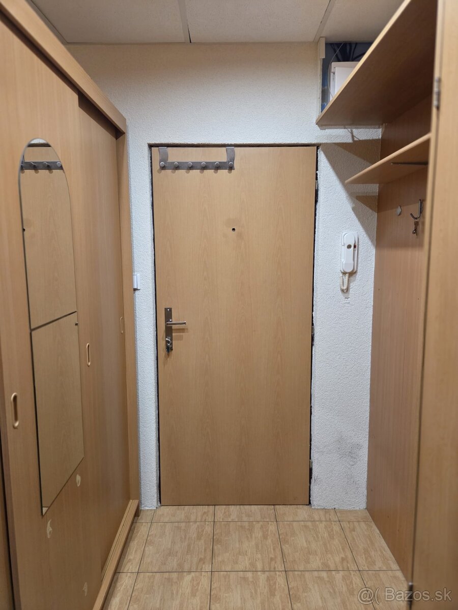 Ponúkam byt na dlhodobý prenájom - 11