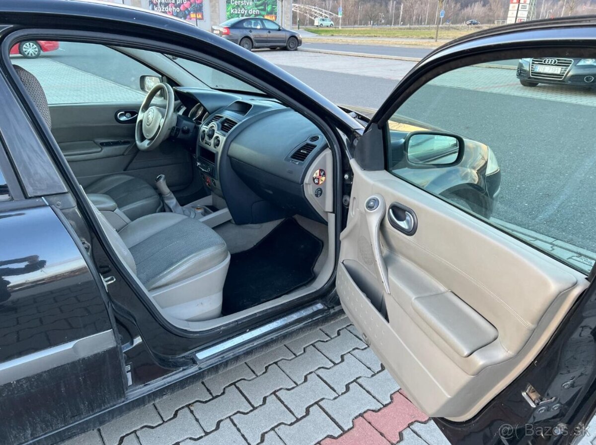 Renault Megane 1.6i 16V 83kw STK 3/2027 - 11