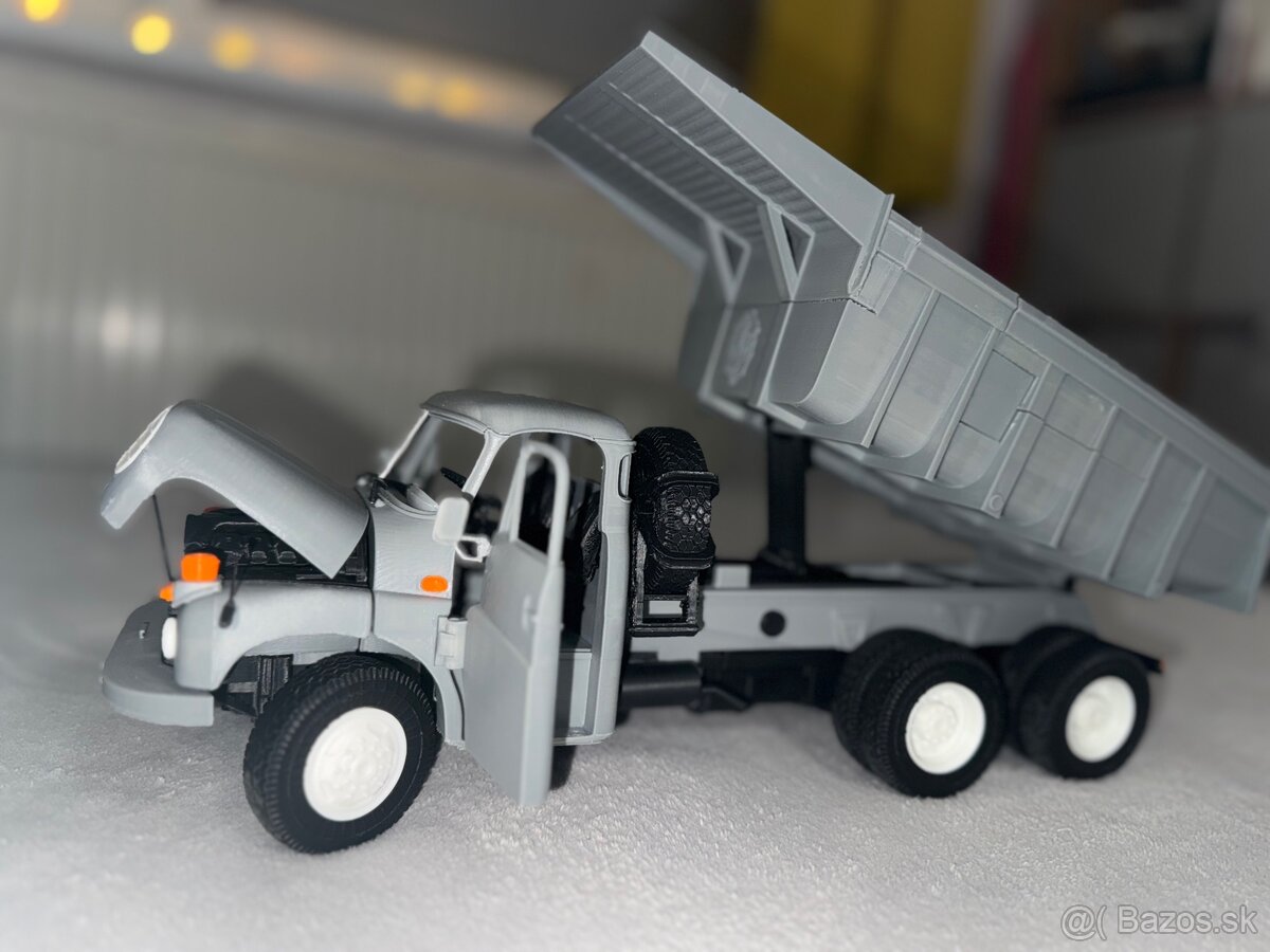 Tatra 148 (S1) 3D tlač 1:18 - 11