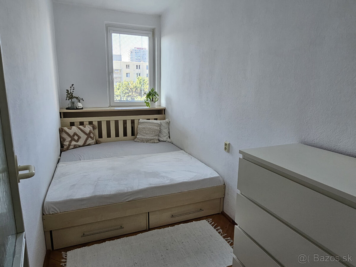 RESERVED - Prenájom bytu 2-izbový bez realitky - Astrova - 11