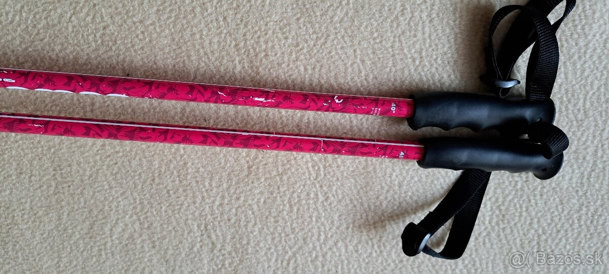 Dievčenské lyže, lyžiarky, palice a helma - 11